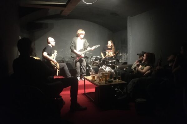 Formálne overovanie bezpečnosti: Metódy zabezpečenia kritického riadiaceho softvéru UAV