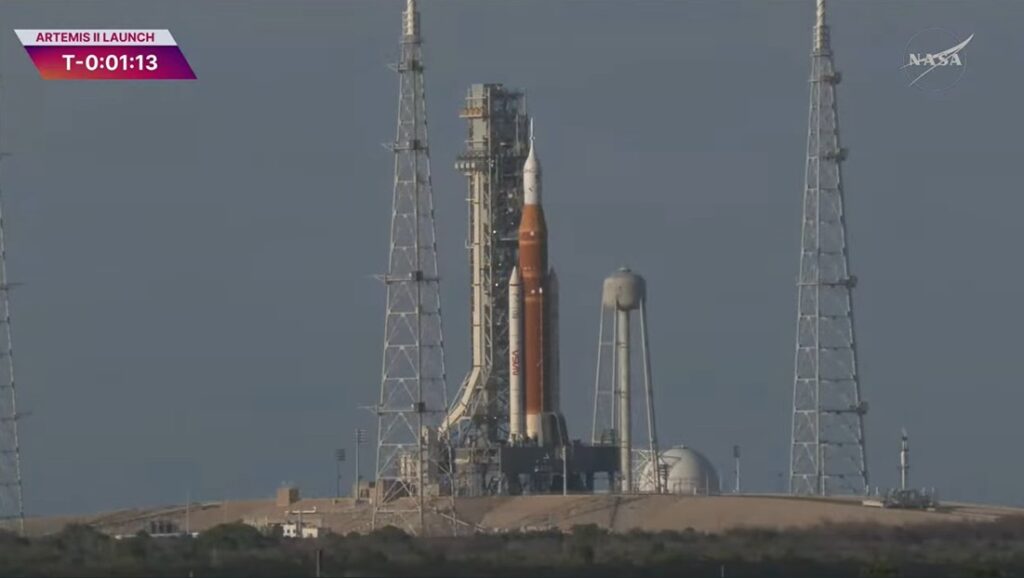 Štart rakety Artemis 2 a návrat ľudí k Mesiacu